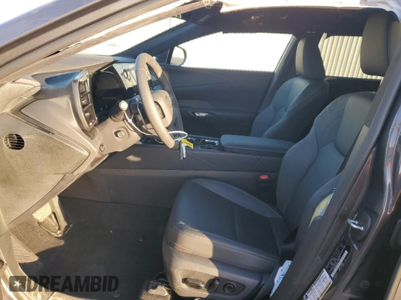 2025 Lexus RX 350 with VIN 2T2BAMBA0SC052350, listed as a Copart auction lot 84673124 with 528 mi miles and Salvage title. Bid and sale history available at DreamBid. Image 7.