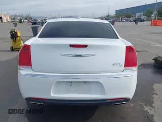 2016 Chrysler 300 with VIN 2C3CCAEG7GH100462, listed as a IAAI auction lot 41698115 with 117,867 mi miles. Bid and sale history available at carsss.com. Image 16.