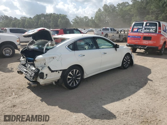 2017 Nissan Altima SL z VIN 1N4AL3AP8HC172768, wystawiony jako Copart lot #59910425 z przebiegiem 60 487 mil mil oraz Szkoda całkowita • Salvage title. Historia ofert i sprzedaży dostępna na DreamBid. Obrazek 3.