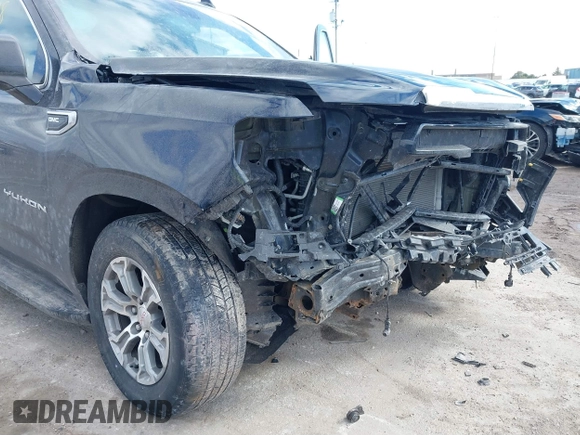 2022 GMC Yukon XL SLE with VIN 1GKS2FKD0NR326393, listed as a IAAI auction lot 41674448 with 43,807 mi miles and . Bid and sale history available at DreamBid. Image 6.