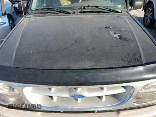 1995 Ford Explorer Eddie Bauer с VIN 1FMDU34X0SUA91938, выставлен на аукционе Copart как лот 85363654 с пробегом 175 746 миль миль и Списание • Salvage title. История ставок и продаж доступна на DreamBid. Изображение 12.