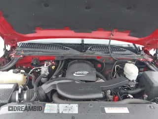 2006 Chevrolet Avalanche Z71 with VIN 3GNEK12Z56G105811, listed as a IAAI auction lot 41945405 with 206,530 mi miles. Bid and sale history available at carsss.com. Image 10.