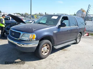 1999 Ford Expedition XLT z VIN 1FMPU18L3XLA96802, wystawiony jako IAAI lot #41784864 z przebiegiem Nie podano mil oraz . Historia ofert i sprzedaży dostępna na DreamBid. Obrazek 2.