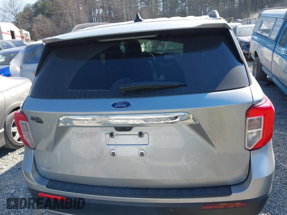 2024 Ford Explorer XLT with VIN 1FMSK7DH5RGA42479, listed as a IAAI auction lot 41667832 with 6,042 mi miles and . Bid and sale history available at DreamBid. Image 16.