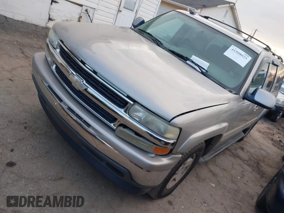2005 Chevrolet Suburban LS with VIN 3GNEC16Z85G157682, listed as a IAAI auction lot 41508025 with 257,001 mi miles and . Bid and sale history available at DreamBid. Image 2.