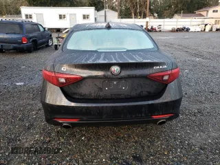 2021 Alfa Romeo Giulia Ti with VIN ZARFANBN8M7650064, listed as a Copart auction lot 69388822 with 10,013 mi miles. Bid and sale history available at carsss.com. Image 6.