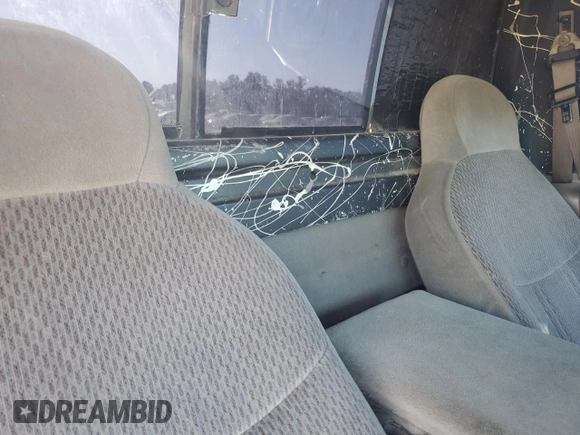 1998 Ford F-150 with VIN 1FTZF18W3WNB98041, listed as a Copart auction lot 77530824 with 194,712 mi miles and Salvage title. Bid and sale history available at DreamBid. Image 10.