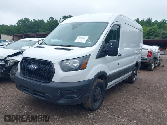 2023 Ford Transit Cargo с VIN 1FTBR1C84PKA95943, выставлен на аукционе IAAI как лот 42608287 с пробегом 32 639 миль миль и . История ставок и продаж доступна на DreamBid. Изображение 17.