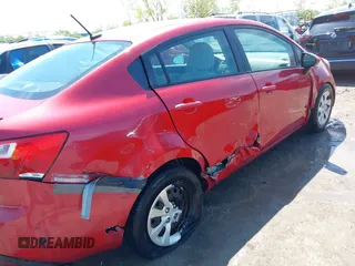 2013 Kia Rio LX z VIN KNADM4A30D6281402, wystawiony jako IAAI lot #42200801 z przebiegiem 132 180 mil mil oraz . Historia ofert i sprzedaży dostępna na DreamBid. Obrazek 6.