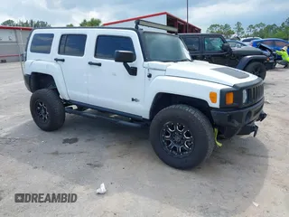 2007 Hummer H3 SUV z VIN 5GTDN13E278223015, wystawiony jako IAAI lot #42336679 z przebiegiem 156 253 mil mil oraz . Historia ofert i sprzedaży dostępna na DreamBid. Obrazek 1.
