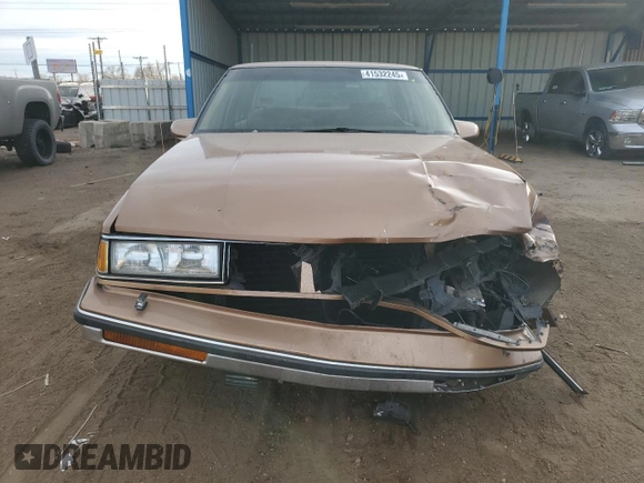 1989 Oldsmobile Delta z VIN 1G3HN54C2KW373577, wystawiony jako Copart lot #41532245 z przebiegiem 78 364 mil mil oraz Tytuł czysty. Historia ofert i sprzedaży dostępna na DreamBid. Obrazek 5.