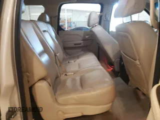 2008 Cadillac Escalade ESV z VIN 1GYFK66858R184955, wystawiony jako Copart lot #55686375 z przebiegiem 184 426 mil mil oraz Czysty tytuł • Clean title. Historia ofert i sprzedaży dostępna na DreamBid. Obrazek 11.