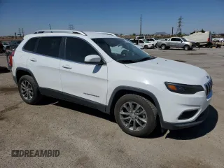 2020 Jeep Cherokee Altitude with VIN 1C4PJLLB2LD592914, listed as a Copart auction lot 57686955 with 55,524 mi miles and Salvage title. Bid and sale history available at DreamBid. Image 4.