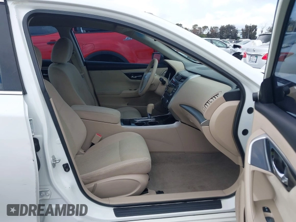 2014 Nissan Altima SV with VIN 1N4AL3AP9EN232475, listed as a IAAI auction lot 42136961 with 86,720 mi miles and . Bid and sale history available at DreamBid. Image 5.