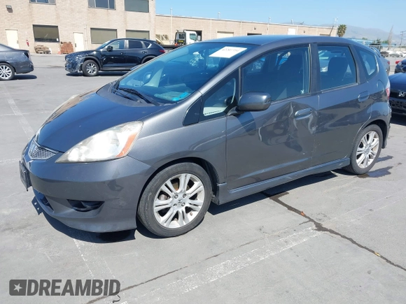 2011 Honda Fit Sport with VIN JHMGE8H52BC006588, listed as a IAAI auction lot 42205351 with 178,981 mi miles and . Bid and sale history available at DreamBid. Image 17.