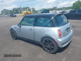 2002 MINI Hardtop with VIN WMWRC33462TC34269, listed as a IAAI auction lot 42265191 with Not Provided miles and . Bid and sale history available at DreamBid. Image 3.