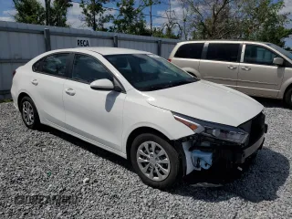 2024 Kia Forte LX with VIN 3KPF24AD7RE827656, listed as a Copart auction lot 51784995 with 0 mi miles and Non Repairable. Bid and sale history available at carsss.com. Image 4.