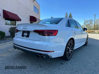 2018 Audi S4 Premium Plus with VIN WAUB4AF41JA002460, listed as a Copart auction lot 55532785 with 134,039 mi miles and Clean Title. Bid and sale history available at carsss.com. Image 4.