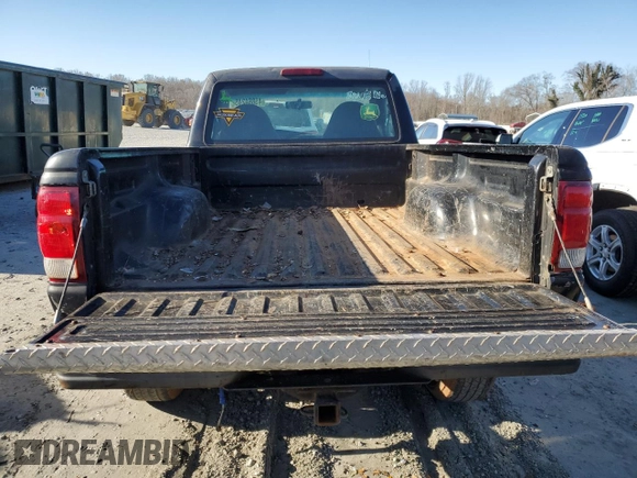 2000 Ford Ranger XL with VIN 1FTYR10V9YPA13861, listed as a Copart auction lot 45864245 with 272,902 mi miles and Salvage Title. Bid and sale history available at carsss.com. Image 6.