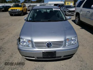 2004 Volkswagen Jetta GL z VIN 3VWRA69M54M007376, wystawiony jako Copart lot #72288984 z przebiegiem 91 687 mil mil oraz Szkoda całkowita • Salvage title. Historia ofert i sprzedaży dostępna na DreamBid. Obrazek 5.