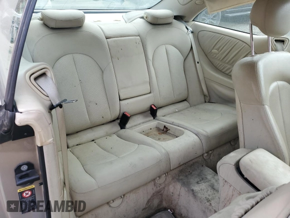 2004 Mercedes-Benz CLK 320 z VIN WDBTJ65JX4F102602, wystawiony jako Copart lot #48133485 z przebiegiem 143 166 mil mil oraz Szkoda całkowita • Salvage title. Historia ofert i sprzedaży dostępna na DreamBid. Obrazek 10.