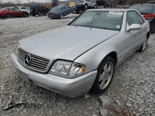 2000 Mercedes-Benz SL-Class with VIN WDBFA68FXYF193025, listed as a Copart auction lot 81906814 with 181,889 mi miles and Clean Title. Bid and sale history available at carsss.com. Image 1.