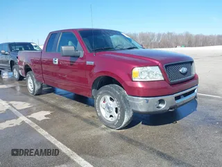 2006 Ford F-150 XLT with VIN 1FTPX14V56FB18654, listed as a IAAI auction lot 41654061 with 173,381 mi miles. Bid and sale history available at carsss.com. Image 1.