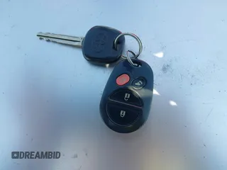 2006 Toyota Sienna CE z VIN 5TDZA23C56S572077, wystawiony jako IAAI lot #42520493 z przebiegiem 226 732 mil mil oraz . Historia ofert i sprzedaży dostępna na DreamBid. Obrazek 11.