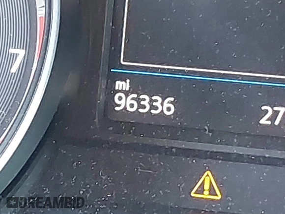 2018 Volkswagen Atlas SE with VIN 1V2KR2CAXJC586848, listed as a IAAI auction lot 42200959 with 96,336 mi miles and . Bid and sale history available at DreamBid. Image 16.