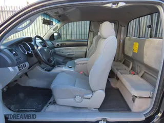 2008 Toyota Tacoma PreRunner with VIN 5TETU62N28Z507183, listed as a Copart auction lot 41638565 with 165,461 mi miles and Clean Title. Bid and sale history available at carsss.com. Image 9.