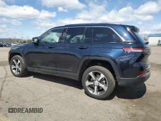 2023 Jeep Grand Cherokee 30th Anniversary with VIN 1C4RJYB68P8849275, listed as a Copart auction lot 51917045 with 29,314 mi miles and Salvage title. Bid and sale history available at DreamBid. Image 2.