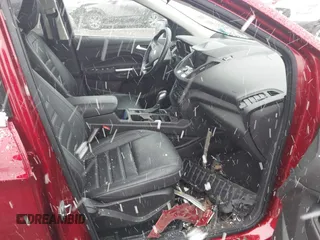 2019 Ford Escape SEL with VIN 1FMCU9HD2KUB22976, listed as a IAAI auction lot 41898421 with 19,471 mi miles. Bid and sale history available at carsss.com. Image 5.