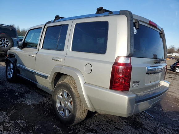 2008 Jeep Commander Limited with VIN 1J8HG58268C190536, listed as a Copart auction lot 44452105 with 88,180 mi miles and Salvage Title. Bid and sale history available at carsss.com. Image 2.