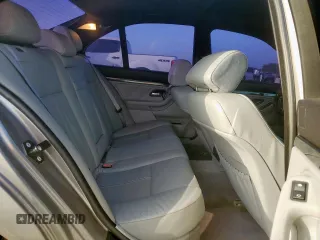 2003 BMW 5 Series 540i z VIN WBADN63473GN88833, wystawiony jako Copart lot #61287275 z przebiegiem 133 101 mil mil oraz Czysty tytuł • Clean title. Historia ofert i sprzedaży dostępna na DreamBid. Obrazek 10.