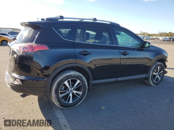 2018 Toyota RAV4 XLE with VIN 2T3RFREV6JW827111, listed as a Copart auction lot 45248315 with Not Provided miles and Non Repairable. Bid and sale history available at DreamBid. Image 3.