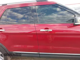 2015 Ford Explorer XLT with VIN 1FM5K8D80FGA32070, listed as a IAAI auction lot 41754485 with 140,432 mi miles. Bid and sale history available at carsss.com. Image 13.