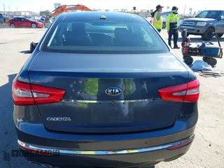 2015 Kia Cadenza Premium with VIN KNALN4D72F5176568, listed as a IAAI auction lot 41755575 with 117,780 mi miles. Bid and sale history available at carsss.com. Image 16.