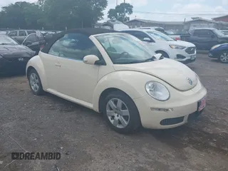 2007 Volkswagen Beetle с VIN 3VWRF31Y77M420581, выставлен на аукционе IAAI как лот 42522551 с пробегом 224 462 миль миль и . История ставок и продаж доступна на DreamBid. Изображение 1.