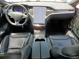 2017 Tesla Model S 60 with VIN 5YJSA1E15HF223354, listed as a Copart auction lot 60064725 with 60,403 mi miles and Salvage title. Bid and sale history available at DreamBid. Image 8.