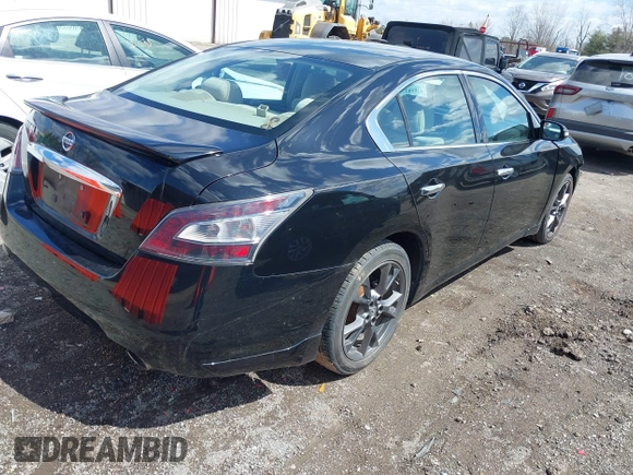 2014 Nissan Maxima 3.5 SV w/Premium Pkg with VIN 1N4AA5APXEC482319, listed as a IAAI auction lot 41868374 with 168,541 mi miles. Bid and sale history available at carsss.com. Image 4.