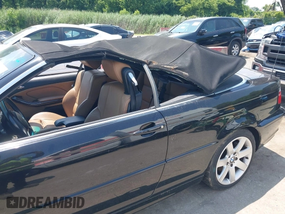 2002 BMW 3 Series 325Ci с VIN WBABS334X2PG88568, выставлен на аукционе IAAI как лот 42702995 с пробегом 77 577 миль миль и . История ставок и продаж доступна на DreamBid. Изображение 6.