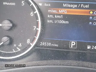 2021 Nissan Murano S z VIN 5N1AZ2AS5MC131981, wystawiony jako IAAI lot #42010176 z przebiegiem 24 538 mil mil oraz . Historia ofert i sprzedaży dostępna na DreamBid. Obrazek 15.