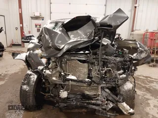 2020 Toyota Tacoma SR5 z VIN 5TFDZ5BN5LX049669, wystawiony jako IAAI lot #41172088 z przebiegiem 80 559 mil mil oraz . Historia ofert i sprzedaży dostępna na DreamBid. Obrazek 11.
