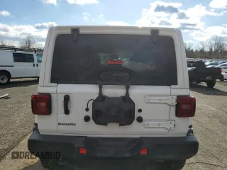 2025 Jeep Wrangler Sahara with VIN 1C4PJXENXSW506251, listed as a Copart auction lot 44613595 with 3,917 mi miles and Clean Title. Bid and sale history available at DreamBid. Image 6.
