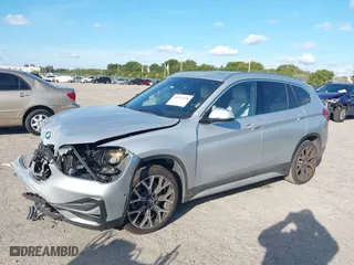 2020 BMW X1 sDrive28i with VIN WBXJG7C08L5R71214, listed as a IAAI auction lot 41514330 with 34,140 mi miles. Bid and sale history available at carsss.com. Image 20.