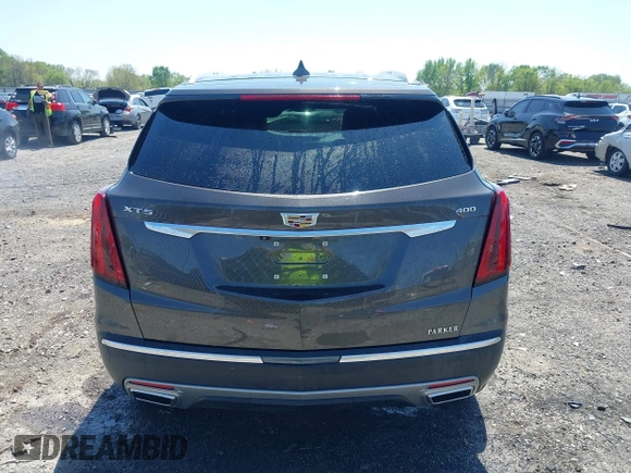 2020 Cadillac XT5 Premium Luxury FWD with VIN 1GYKNCRS0LZ220006, listed as a IAAI auction lot 41985265 with 47,464 mi miles and . Bid and sale history available at carsss.com. Image 17.