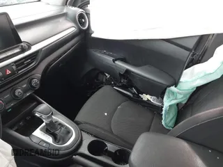 2022 Kia Forte LXS z VIN 3KPF24AD0NE436326, wystawiony jako IAAI lot #41478575 z przebiegiem 72 630 mil mil oraz . Historia ofert i sprzedaży dostępna na DreamBid. Obrazek 5.