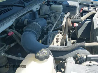 2007 Chevrolet Silverado 1500 Work Truck with VIN 3GCEC14X17G192285, listed as a IAAI auction lot 43128728 with 136,862 mi miles and . Bid and sale history available at DreamBid. Image 12.