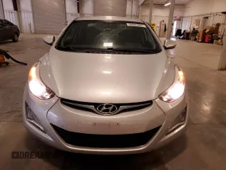 2016 Hyundai Elantra SE with VIN 5NPDH4AE4GH704131, listed as a Copart auction lot 60985065 with 88,682 mi miles and Salvage title. Bid and sale history available at DreamBid. Image 5.