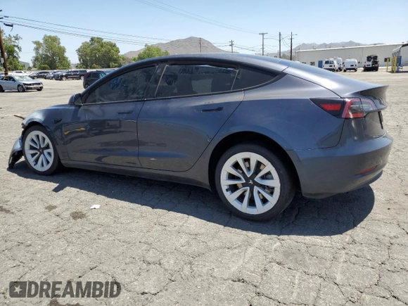2022 Tesla Model 3 z VIN 5YJ3E1EA1NF191426, wystawiony jako Copart lot #56656125 z przebiegiem 84 255 mil mil oraz Czysty tytuł • Clean title. Historia ofert i sprzedaży dostępna na DreamBid. Obrazek 2.